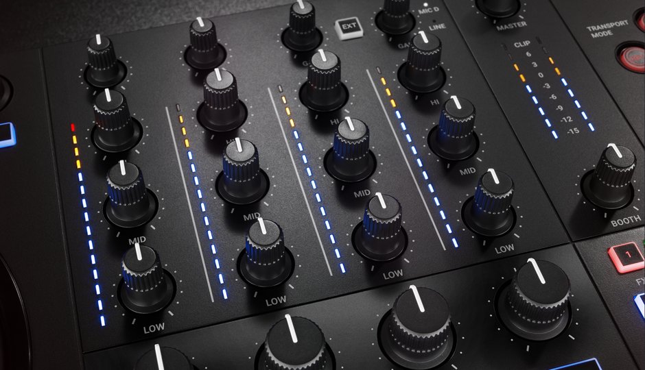 img-ce-gallery-traktor-kontorl-s3-overview-page-04-gallery-03-mixer-2-51c4ef7f49bc13ad0998524e040accab-d.jpg (89 KB)