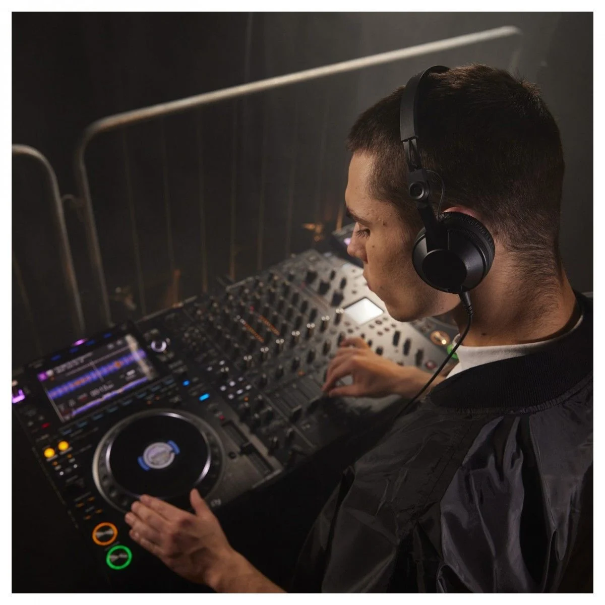 Pioneer HDJ-CX Profesyonel Kulak Üstü DJ Kulaklık (Siyah) - Thumbnail